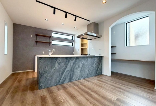 町田市旭町2丁目の新築戸建てのダイニングの写真