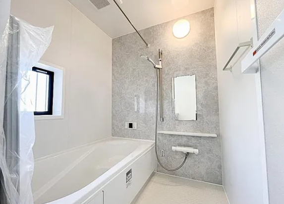 町田市原町田2丁目の新築戸建てAのバスルームの写真