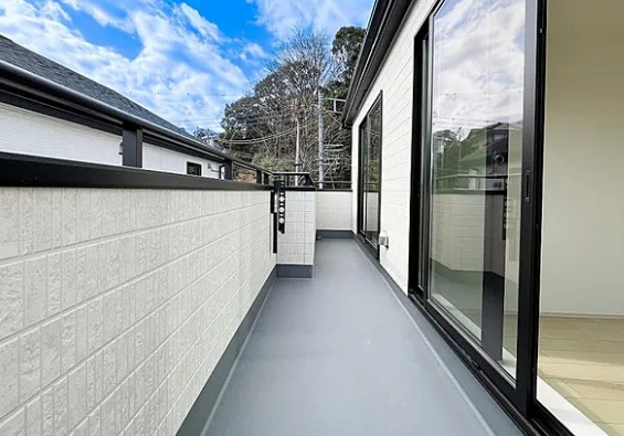 町田市原町田2丁目の新築戸建てCのバルコニーの写真