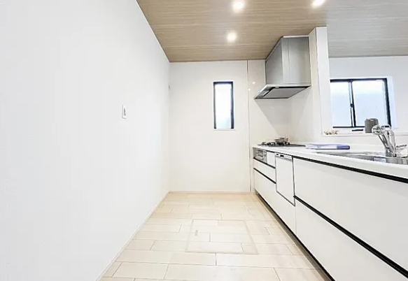 町田市原町田2丁目の新築戸建てCのキッチンの写真