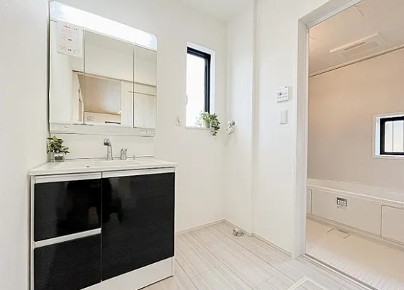 町田市原町田2丁目の新築戸建てCの洗濯機置場の写真