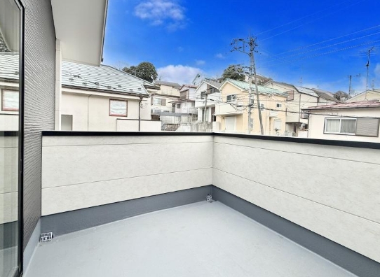 町田市本町田の新築戸建てのバルコニーの写真