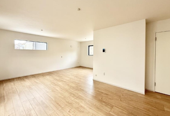 町田市本町田の新築戸建てのリビングの写真