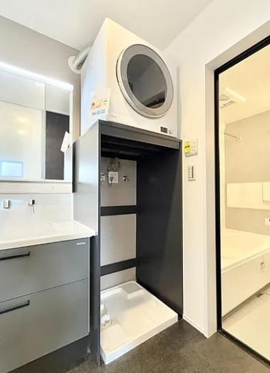 町田市本町田の新築戸建て1の洗濯機置場の写真