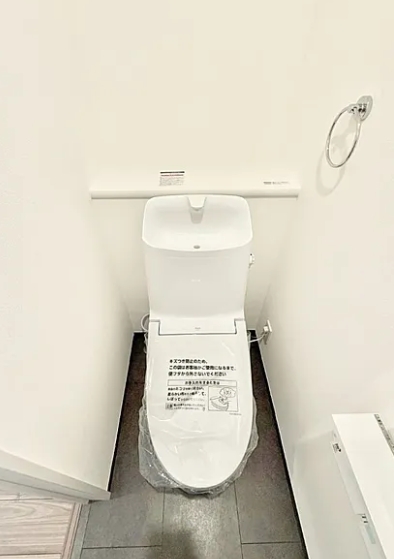 町田市本町田の新築戸建て2のトイレ1Fの写真