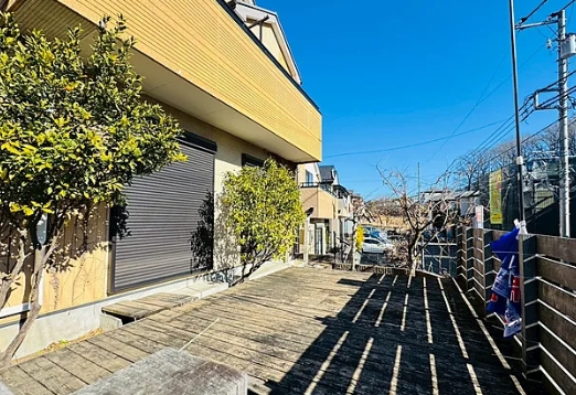 町田市本町田の中古戸建ての庭の写真