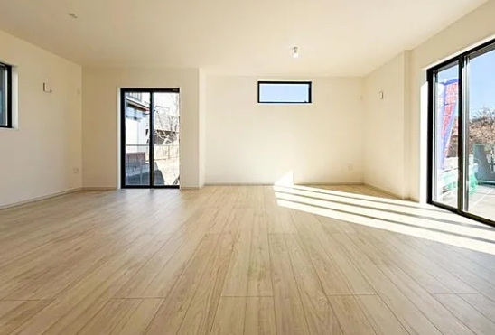 町田市金井8丁目の新築戸建ての1号棟のリビングの写真