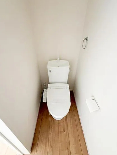 町田市金井8丁目の新築戸建ての2号棟のトイレ1Fの写真