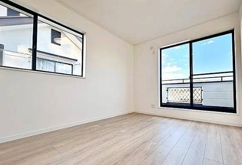 町田市金井ヶ丘2丁目の中古戸建ての洋室1の写真