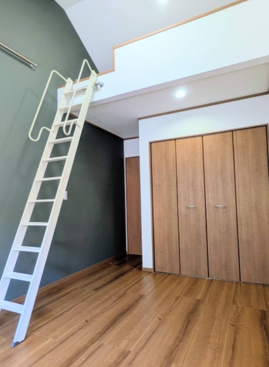 町田市金井ヶ丘2丁目の中古戸建ての洋室3の写真