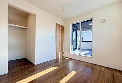 町田市木曽西3丁目の新築戸建て2号棟の洋室2の写真