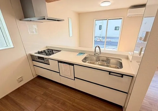 町田市木曽西3丁目の新築戸建て2号棟のキッチンの写真