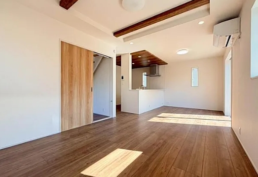 町田市木曽西3丁目の新築戸建て2号棟のリビングの写真