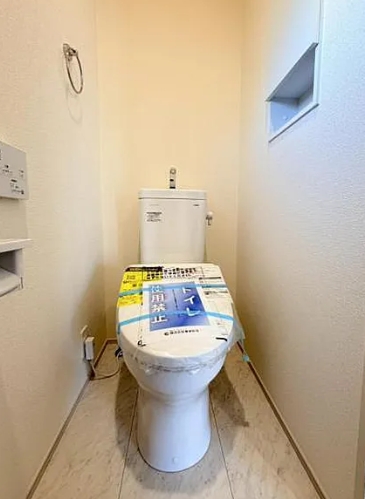 町田市木曽西3丁目の新築戸建て2号棟のトイレ1Fの写真