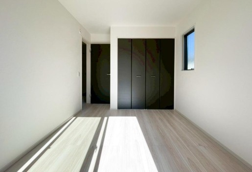 町田市高ヶ坂4丁目の新築戸建ての洋室2の写真