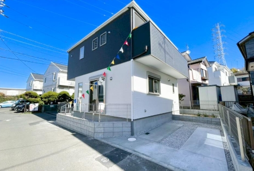 町田市高ヶ坂4丁目の新築戸建ての外観の写真