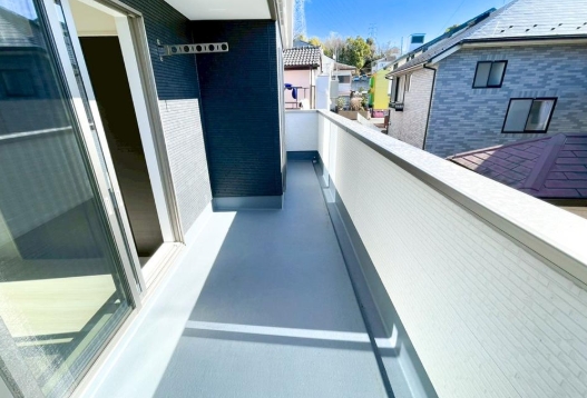 町田市高ヶ坂4丁目の新築戸建てのバルコニーの写真