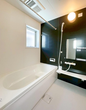 町田市高ヶ坂4丁目の新築戸建てのバスルームの写真