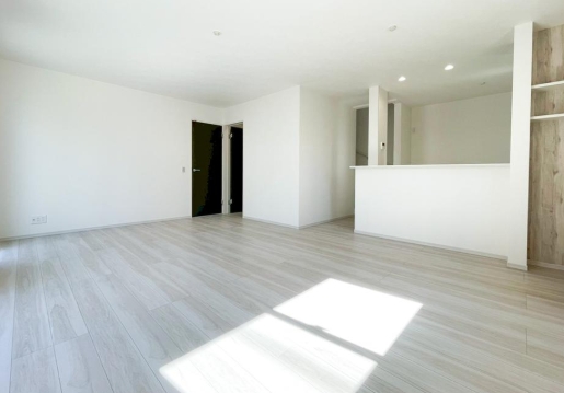 町田市高ヶ坂4丁目の新築戸建てのダイニングの写真