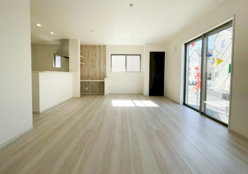 町田市高ヶ坂4丁目の新築戸建てのリビングの写真