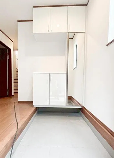 町田市南大谷1丁目の新築戸建てIの玄関の写真