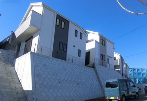 町田市南大谷2丁目の新築戸建ての外観の写真