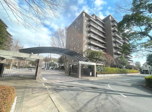 町田市成瀬6丁目の中古マンションの外観の写真