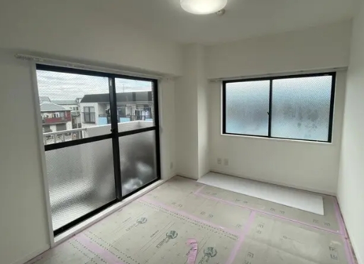 町田市小川5丁目の中古マンションの洋室1の写真