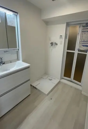 町田市小川5丁目の中古マンションの洗濯機置場の写真