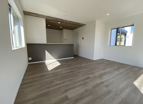 町田市小山町の新築戸建てAのダイニングの写真