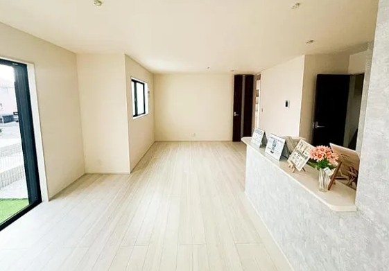 町田市真光寺2丁目の新築戸建て1のリビングの写真