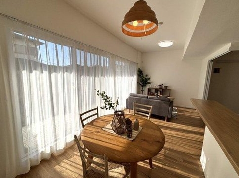 町田市玉川学園7丁目の中古マンションのダイニングの写真