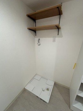 町田市玉川学園7丁目の中古マンションの洗濯機置場の写真