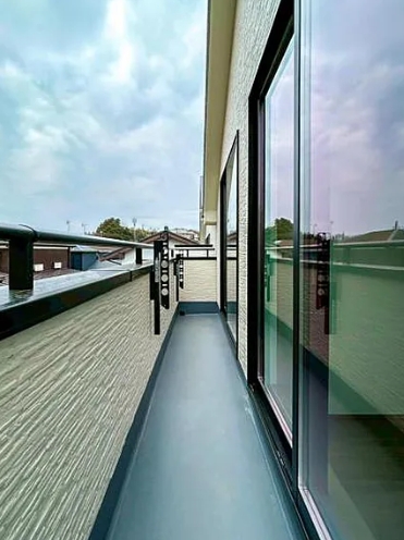 町田市鶴川4丁目の新築戸建てB号棟のバルコニーの写真