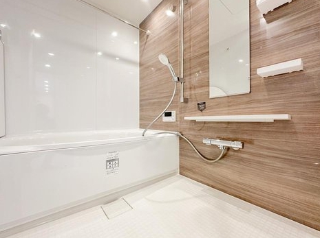 八王子市狭間町の中古マンションのバスルームの写真