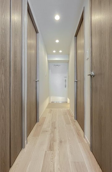 八王子市狭間町の中古マンションの廊下の写真