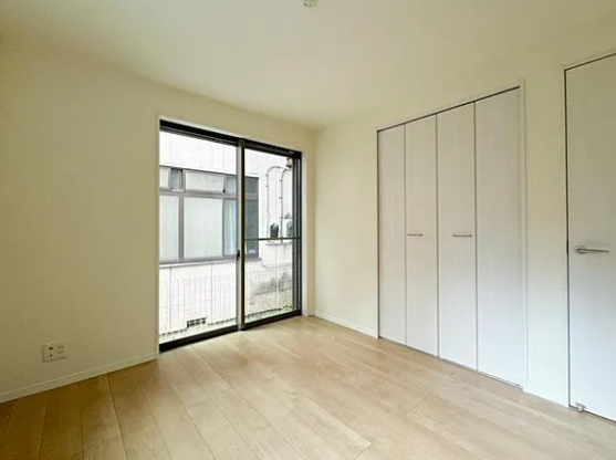 八王子市本町の中古戸建ての洋室3の写真