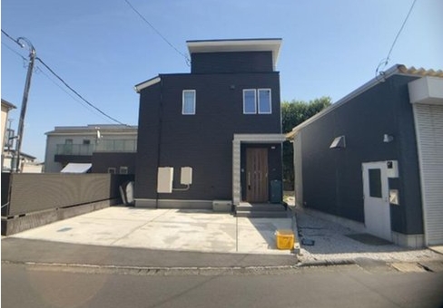 八王子市石川町の中古戸建ての外観の写真