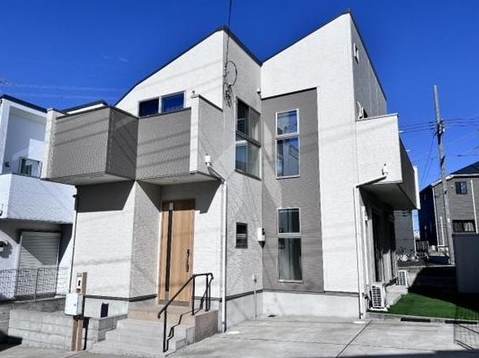 八王子市石川町の中古戸建ての外観の写真