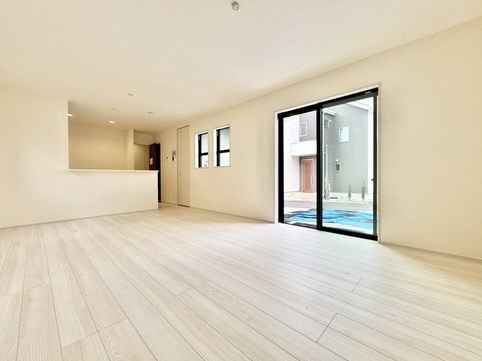 八王子市泉町の新築戸建てのダイニングの写真