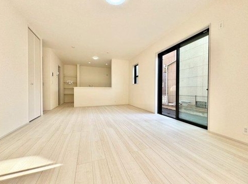 八王子市泉町の新築戸建てのダイニングの写真