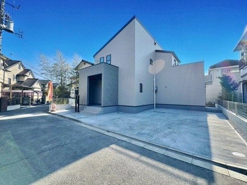 八王子市泉町の新築戸建ての外観の写真