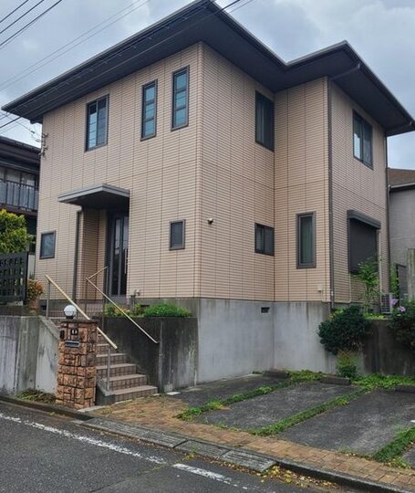 八王子市片倉町の中古戸建ての外観の写真
