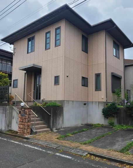 八王子市片倉町の中古戸建ての外観の写真