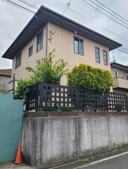 八王子市片倉町の中古戸建ての外観の写真