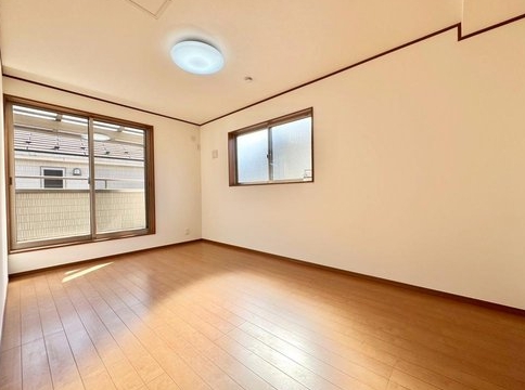 八王子市川口町の中古戸建ての洋室1の写真