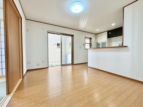 八王子市川口町の中古戸建てのダイニングの写真