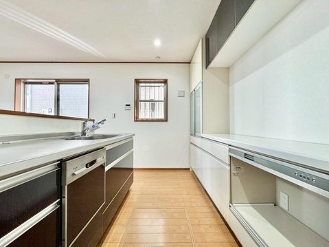 八王子市川口町の中古戸建てのキッチンの写真