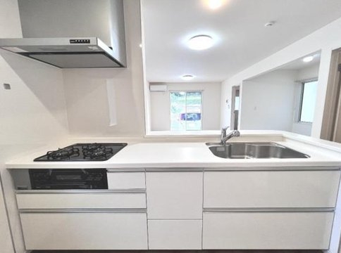 八王子市川口町の中古戸建てのキッチンの写真