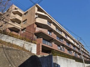 八王子市椚田町の中古マンションの外観の写真